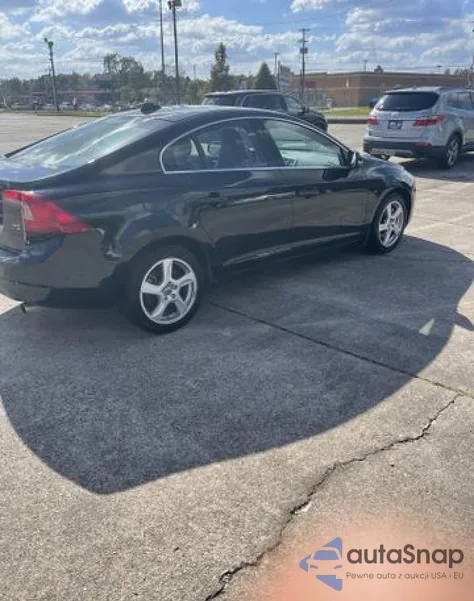 2012 Volvo S60 T5 z USA, uszkodzony, nr VIN YV1622FS2C2116540